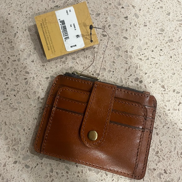 Patricia Nash NWT CASSIS Leather
CC ID Case RFID- Color TAN
